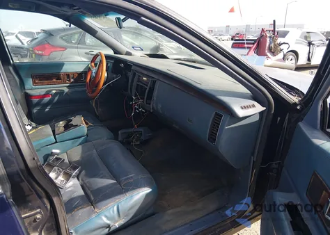 1995 Cadillac Fleetwood Brougham z USA, uszkodzony, nr VIN 1G6DW52P9SR709471